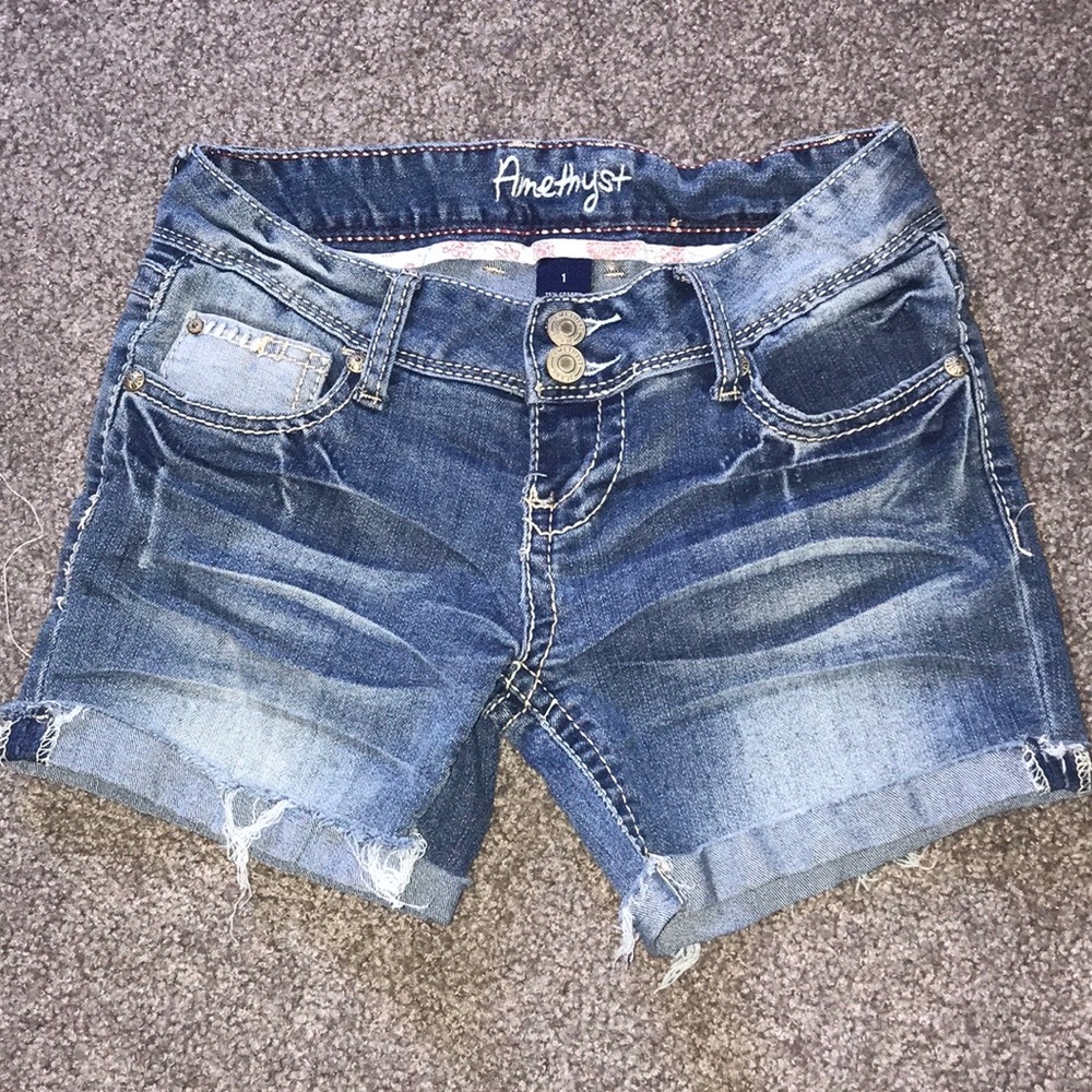 Amethyst denim shorts